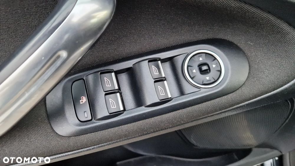 Ford S-Max 2.0 TDCi Titanium - 31