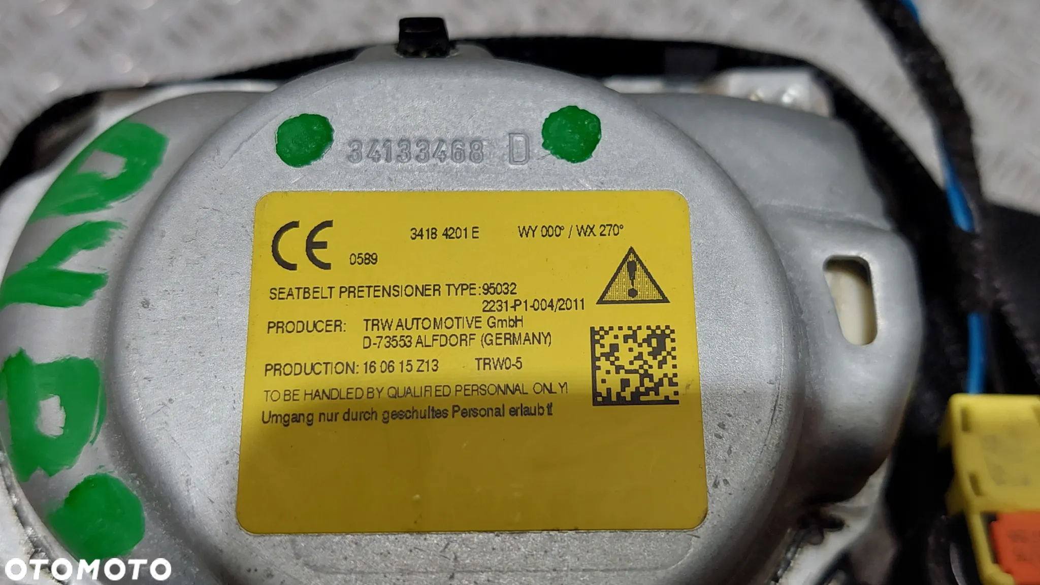 PAS BEZPIECZEŃSTWA PRAWY TYŁ - USZKODZONY AUDI A4 B9 R2016 NR 34133468D - 2