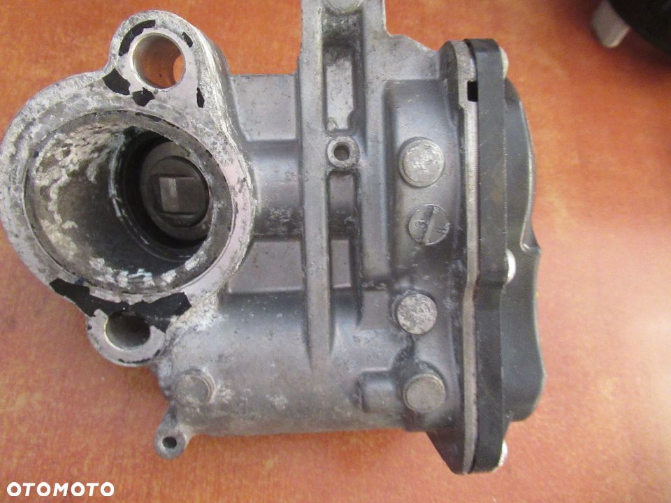 PRZEPUSTNICA H8201068965 NISSAN QASHQAI J10 1.6DCI - 1