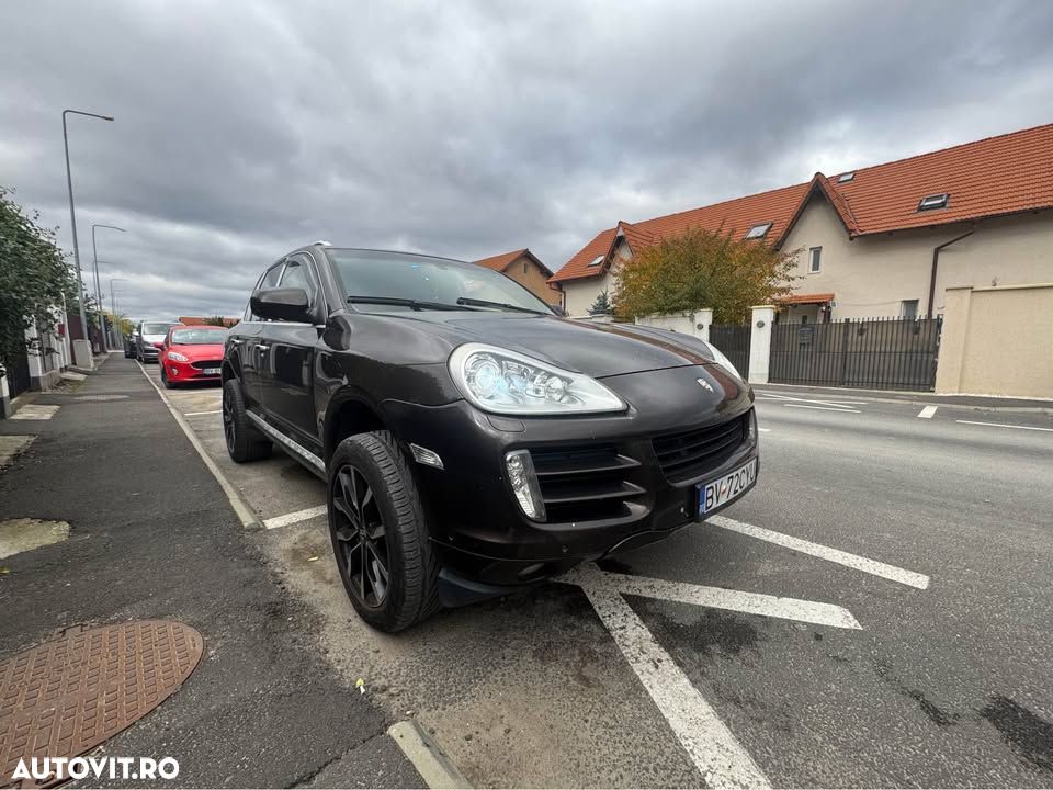 Porsche Cayenne 3.0 L V6 - 2