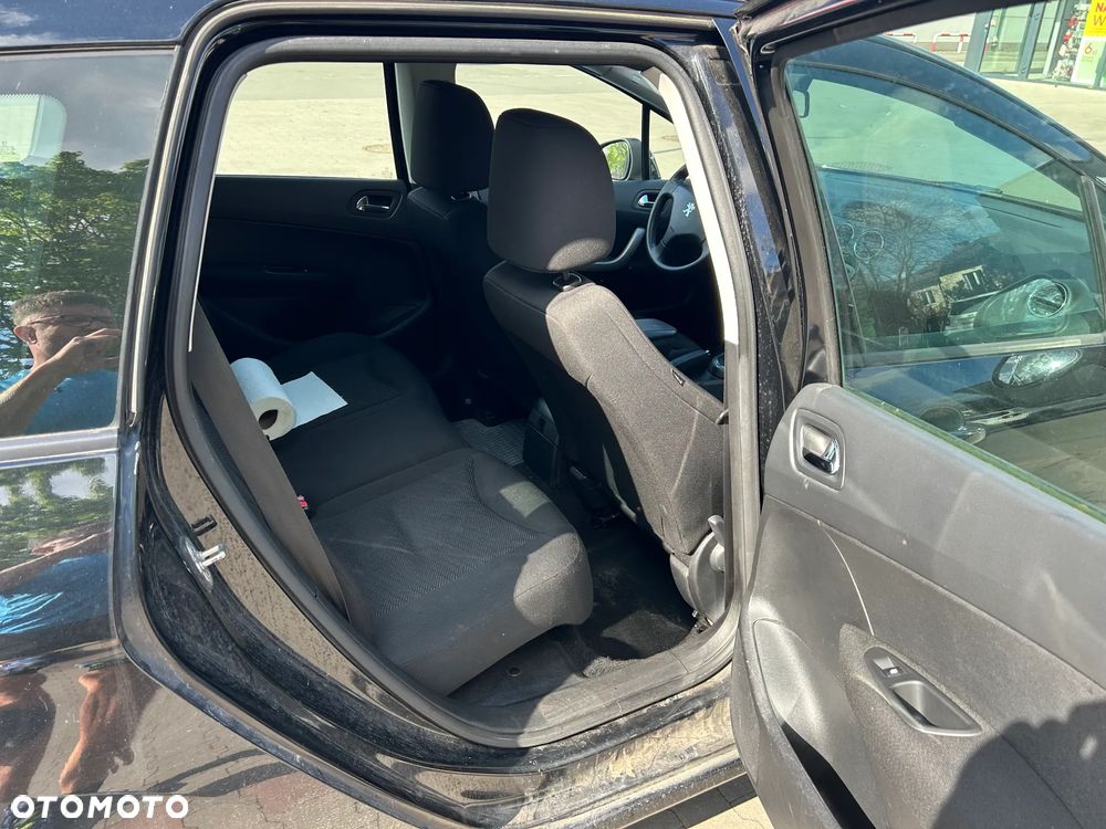 Peugeot 308 - 11
