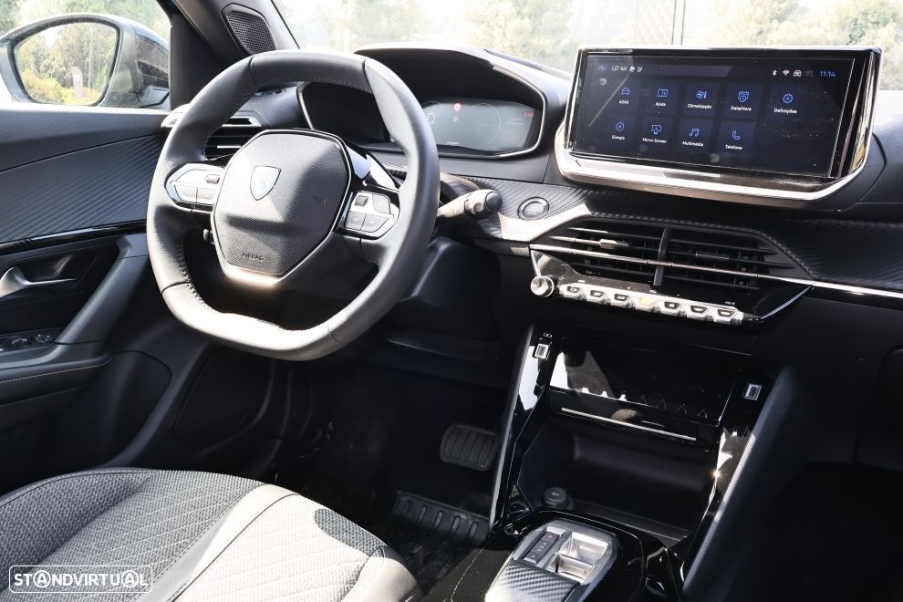 Peugeot e-2008 54 kWh Allure - 11