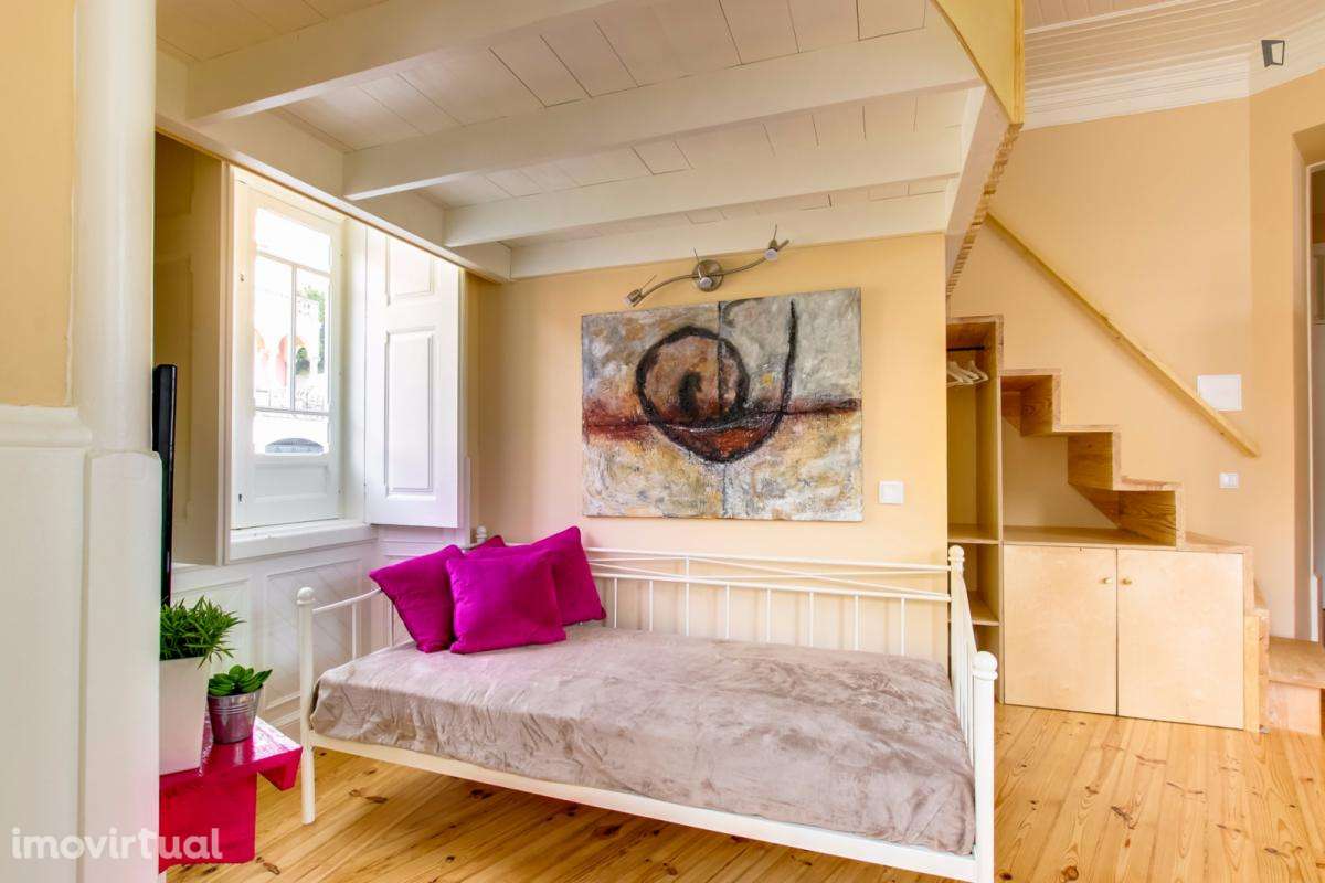 Estúdio - localizado em Montes Claros Coimbra - Grande imagem: 5/20