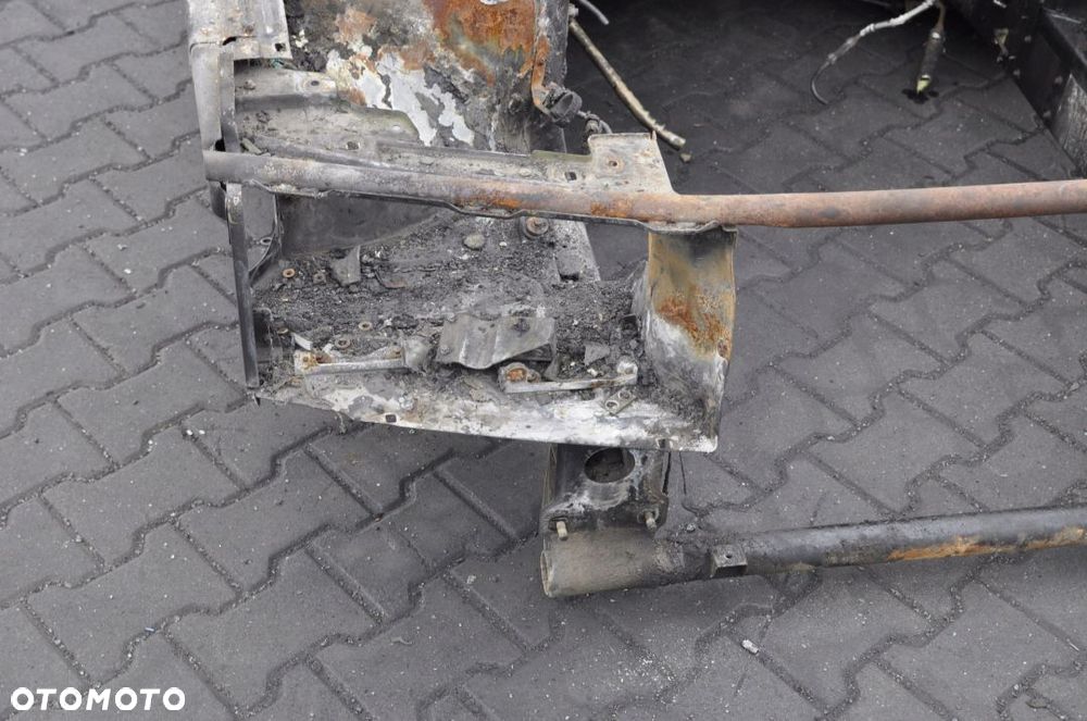 BENTLEY ARNAGE  ĆWIARTKA PODŁUŻNICA PRAWA PRZÓD - 3