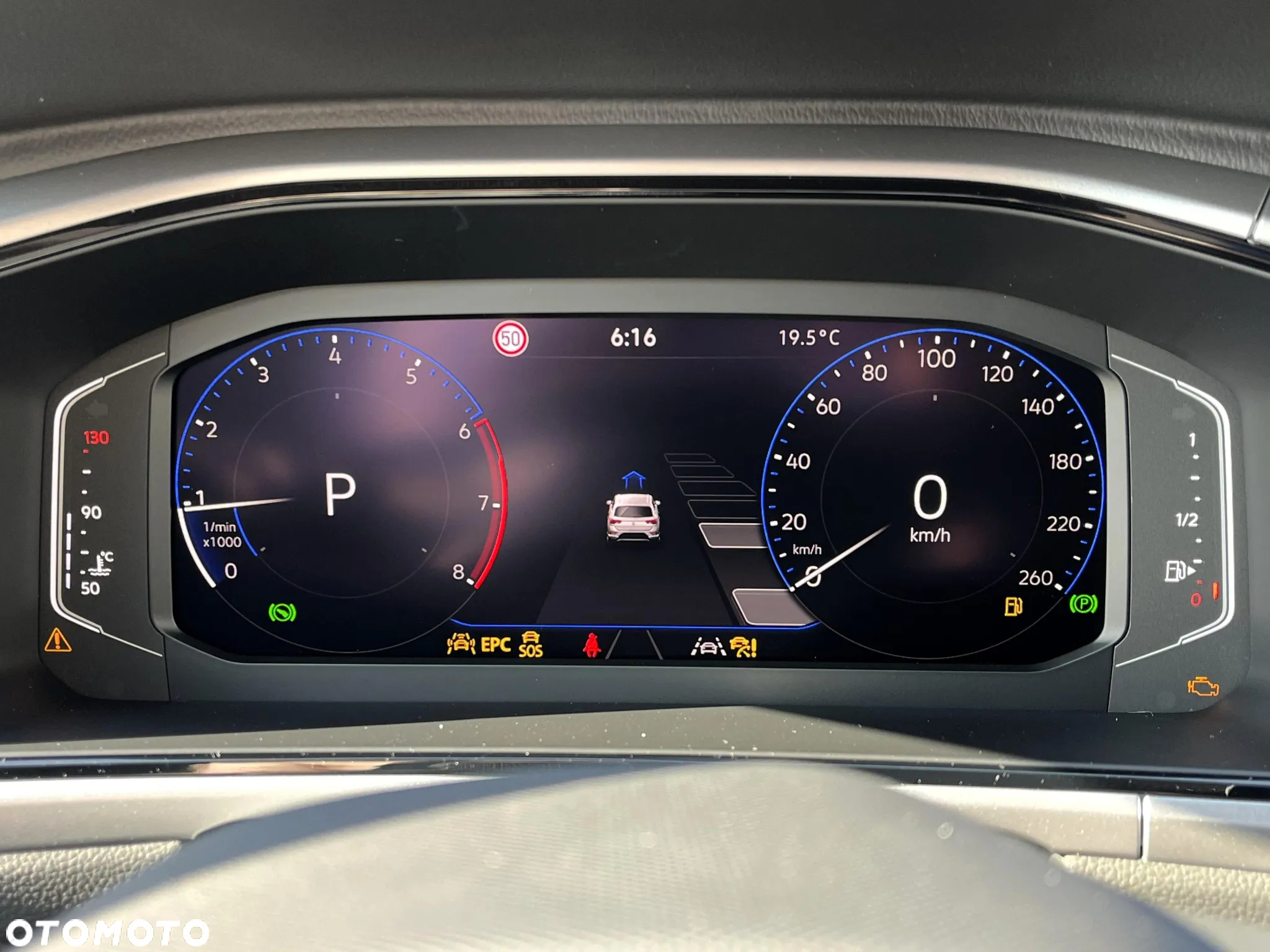 Volkswagen T-Roc 1.5 TSI Life Plus DSG - 26