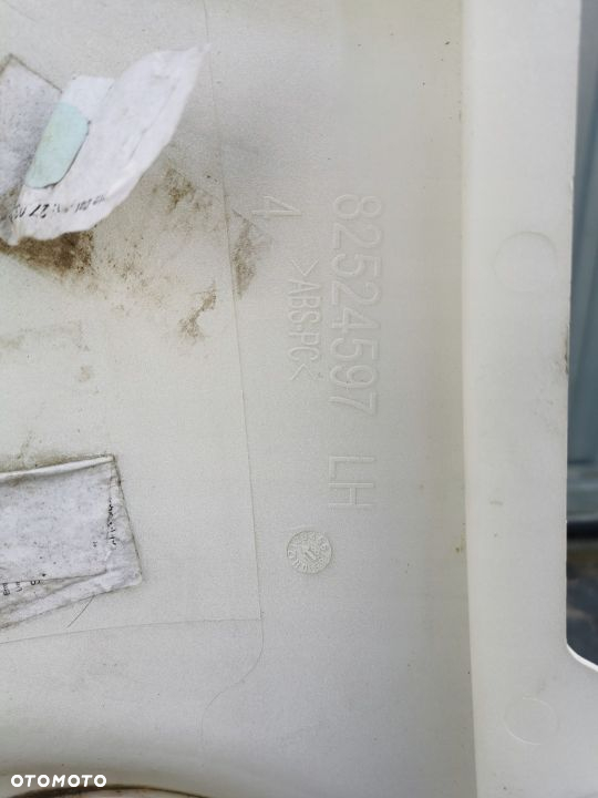 POLIK OWIEWKA NAROŻNIK DAF LF E6. 82524597 - 4