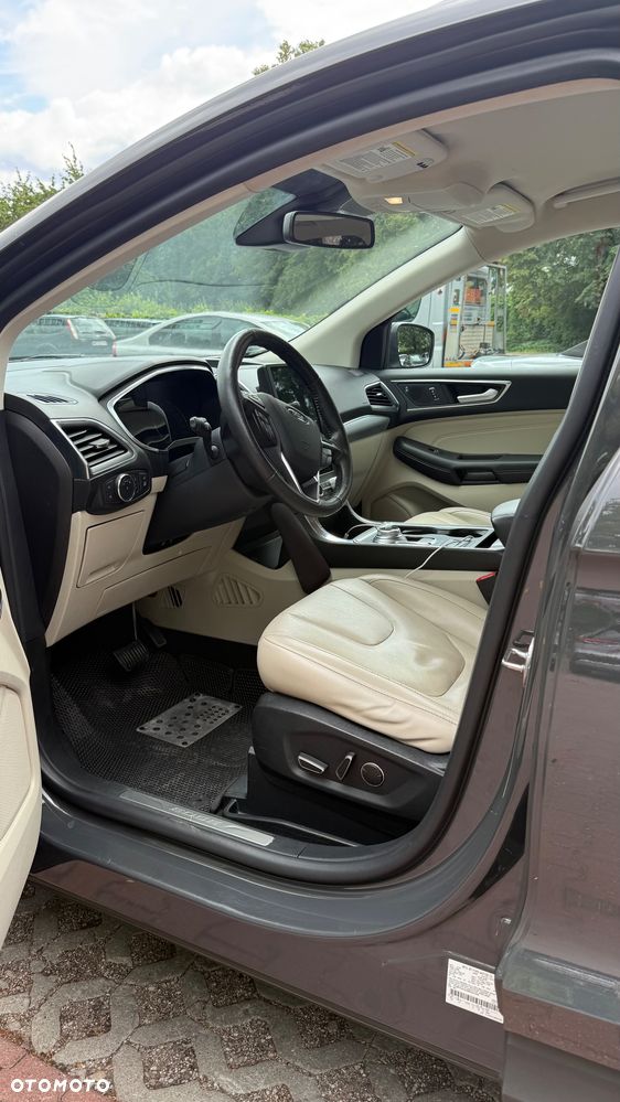 Ford Edge - 21