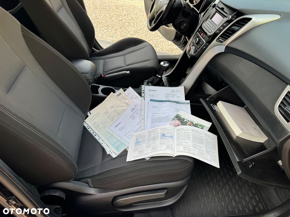 Hyundai i30 1.4 BlueDrive Run - 32