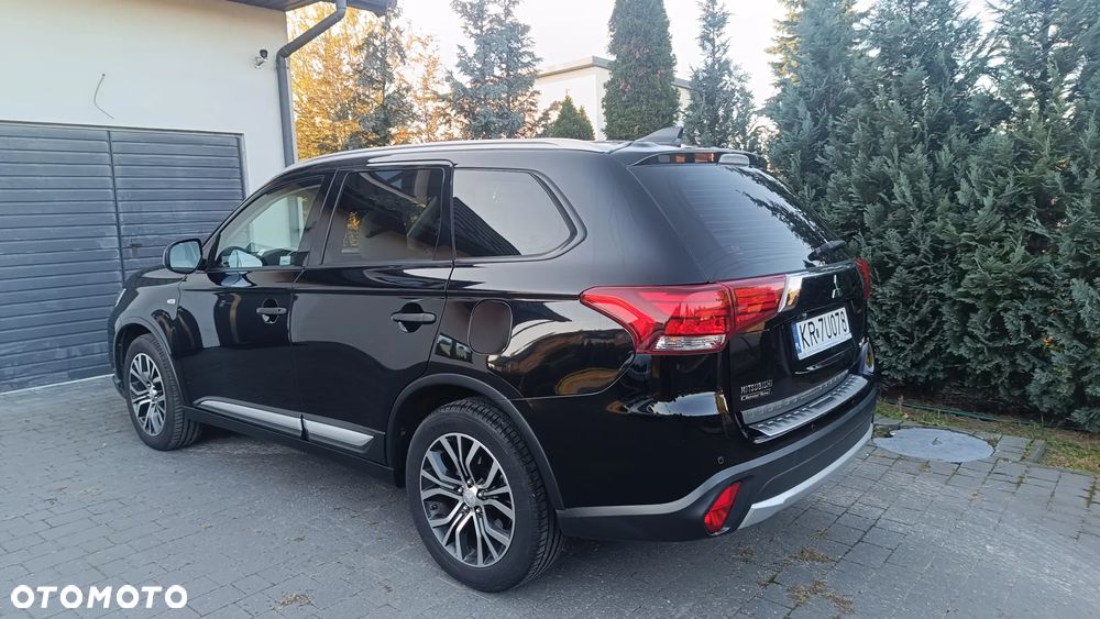 Mitsubishi Outlander 2016 photo 4