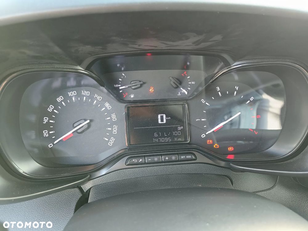 Toyota ProAce - 15