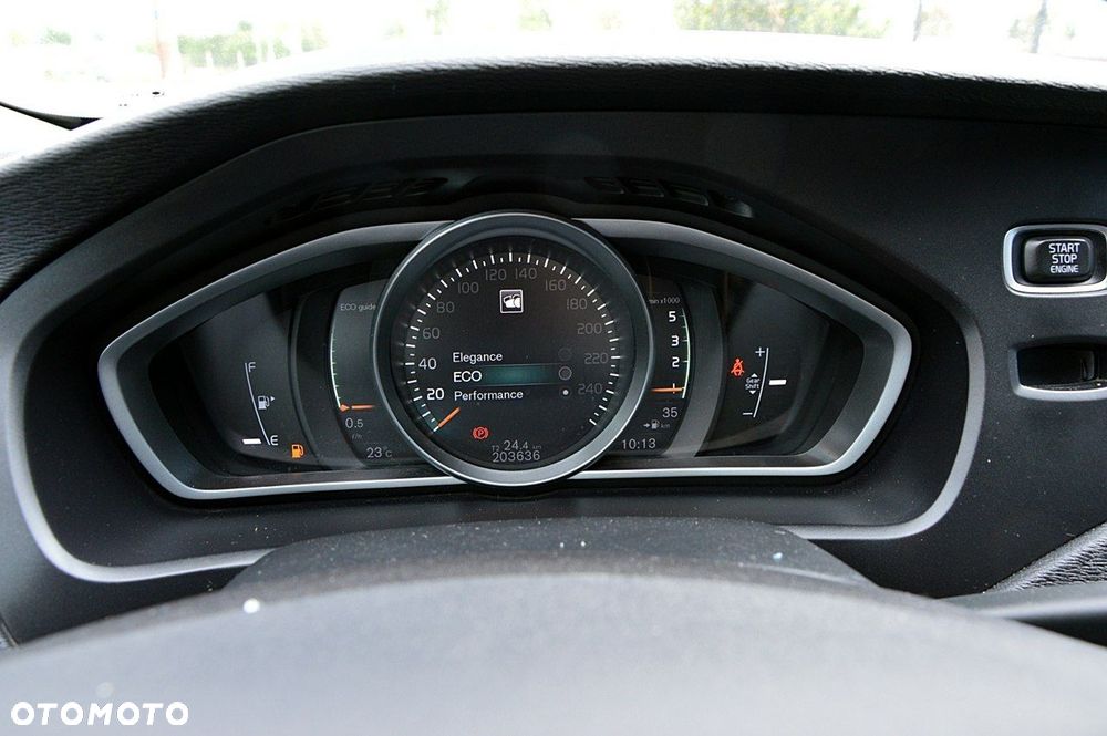 Volvo V40 - 32