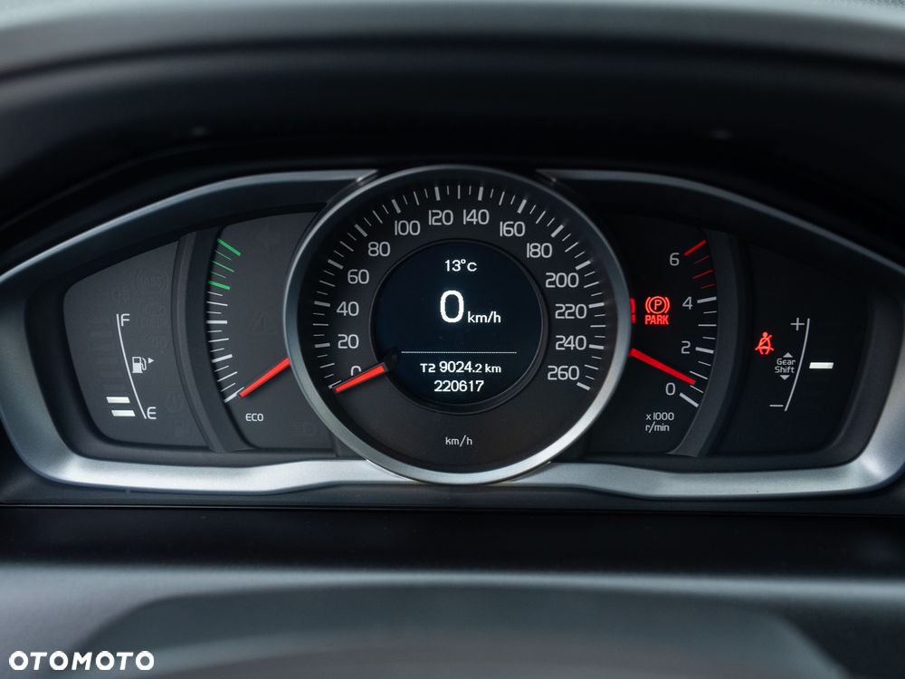 Volvo XC 60 D3 Momentum - 36