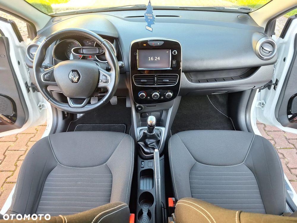 Renault Clio 1.2 16V 75 LIMITED - 8