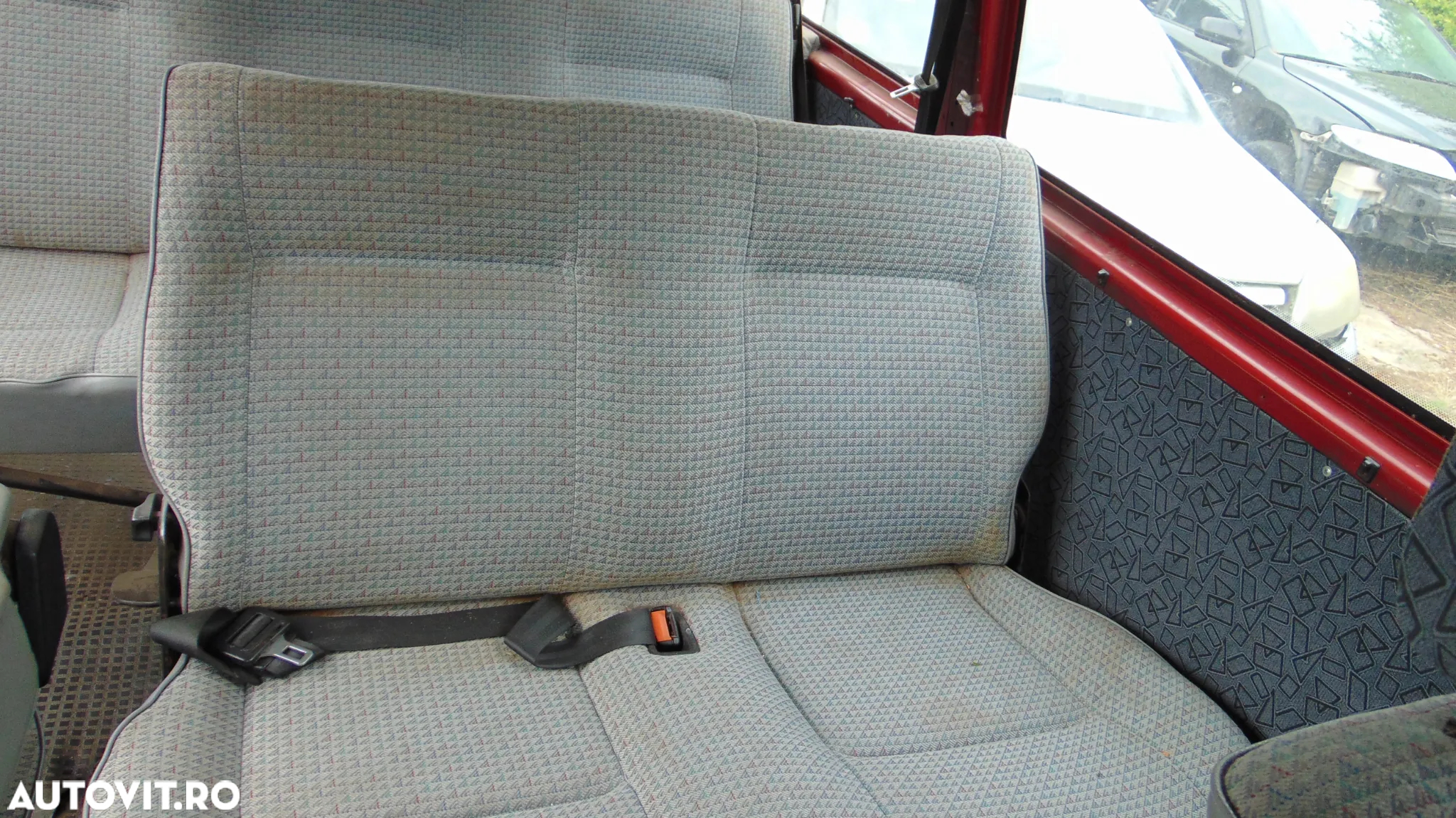 Set Scaune fata rand 1,rand 2,rand 3 de VW T4 Caravelle an 1997 in stare impecabila. - 5