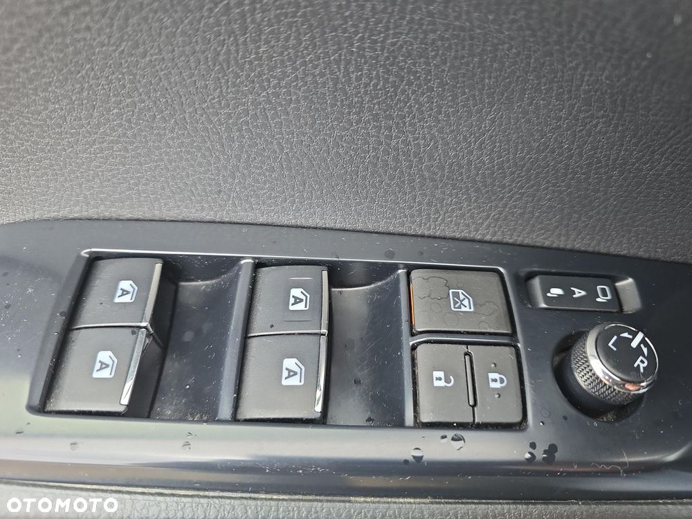 Toyota Camry 2.5 Hybrid Executive CVT - 20