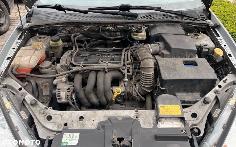 Ford Focus 1.6 X100 - 21