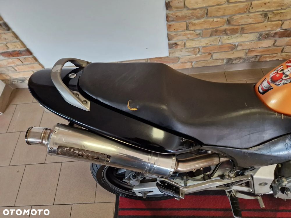 Honda Hornet - 20