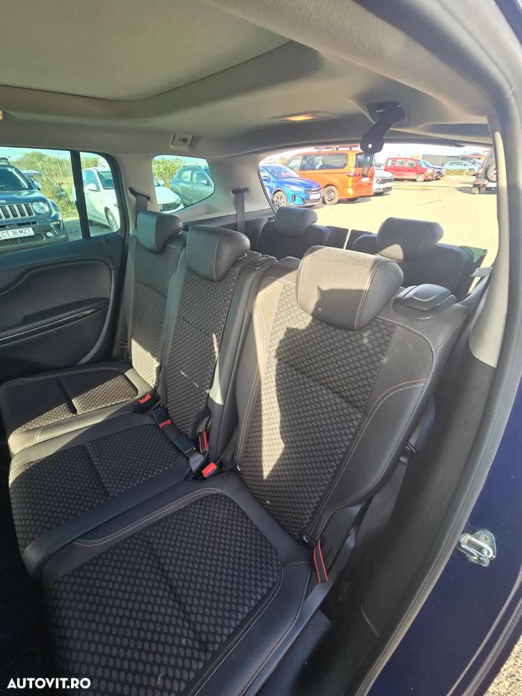 Opel Zafira Tourer 1.6 Aut Enjoy - 2