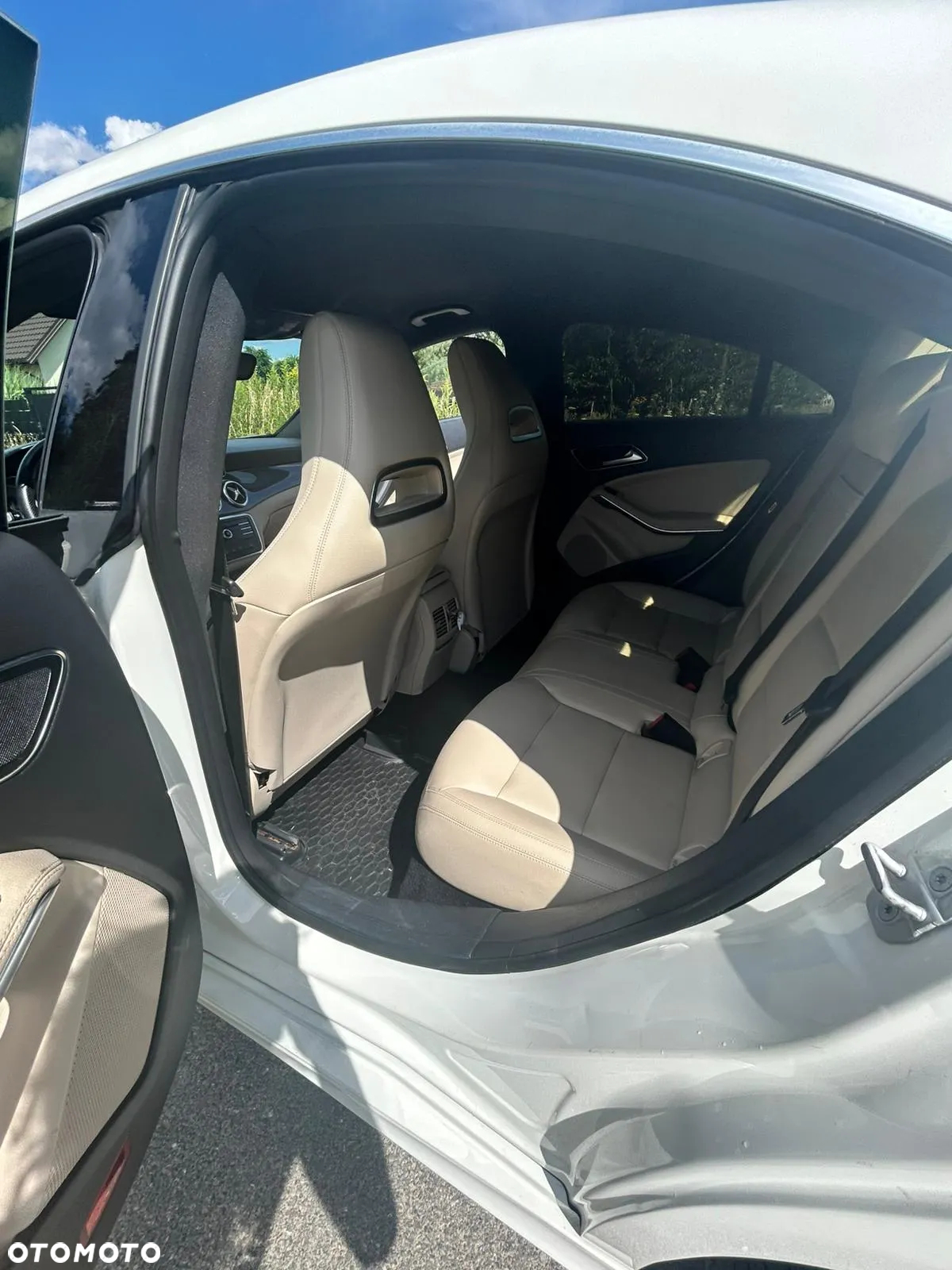 Mercedes-Benz CLA 250 4Matic 7G-DCT Sport - 16