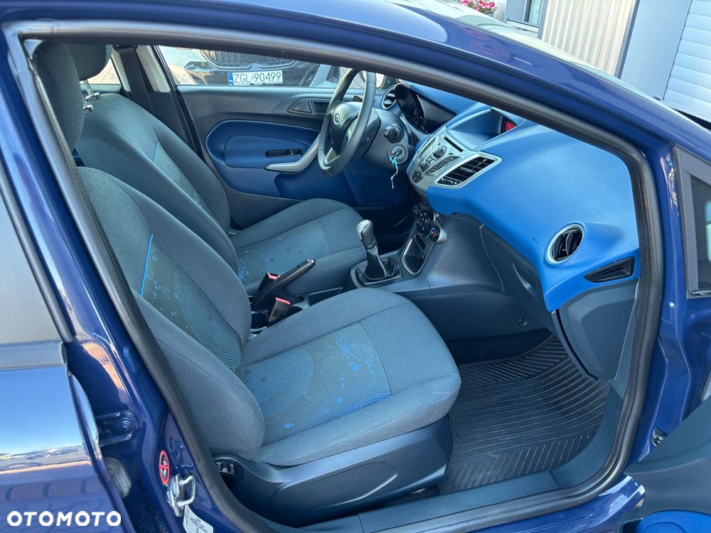 Ford Fiesta 1.25 Trend - 13