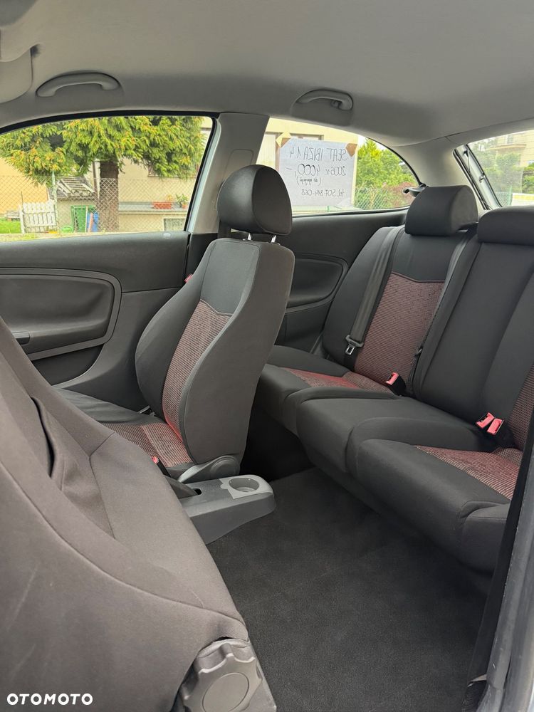 Seat Ibiza 1.4 16V Stella - 12