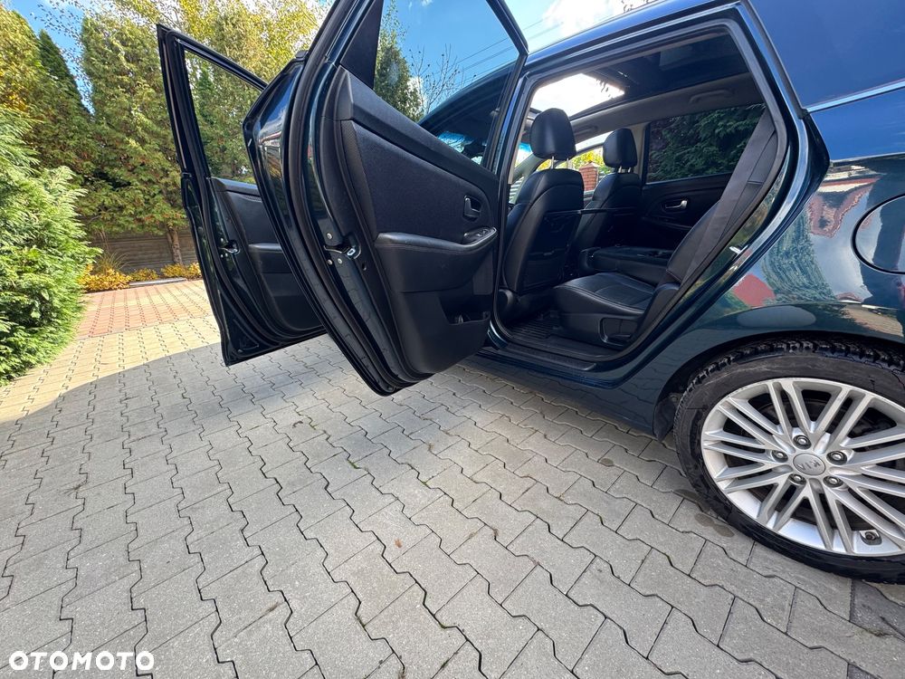 Kia Carens 1.6 GDI Business Line EU6 - 17