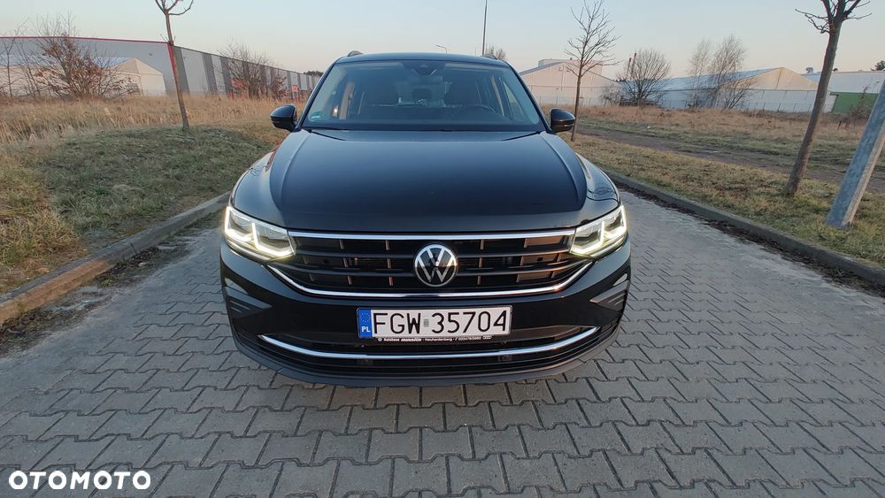 Volkswagen Tiguan 2.0 TDI SCR DSG Elegance - 16