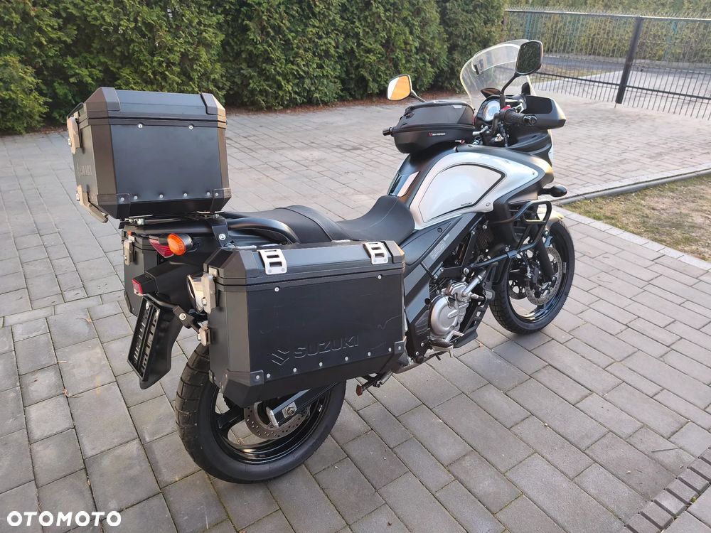 Suzuki V-STROM - 3