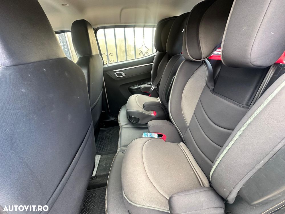 Dacia Spring Essential - 6