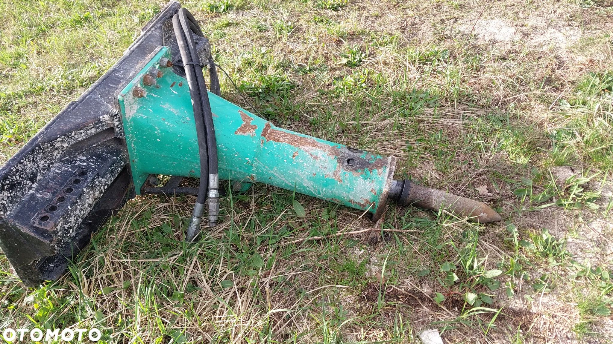 młot bobcat - 1