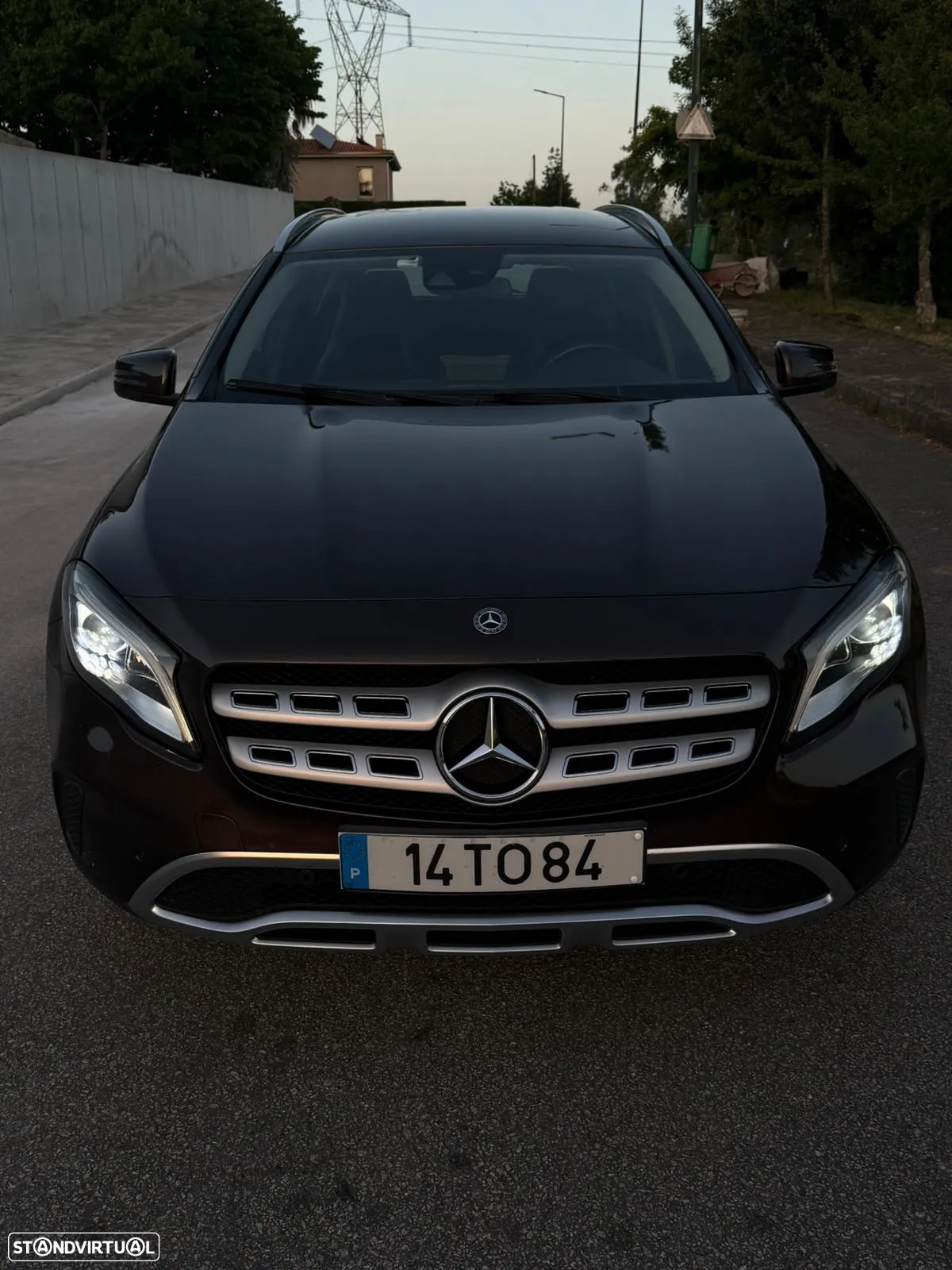 Mercedes-Benz GLA 180 d Aut. - 16