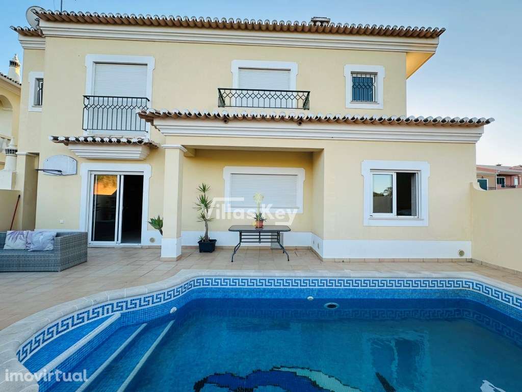 Moradia 4 suítes,garagem,escritório e jardim em Lagos/Algarve. - Grande imagem: 2/43