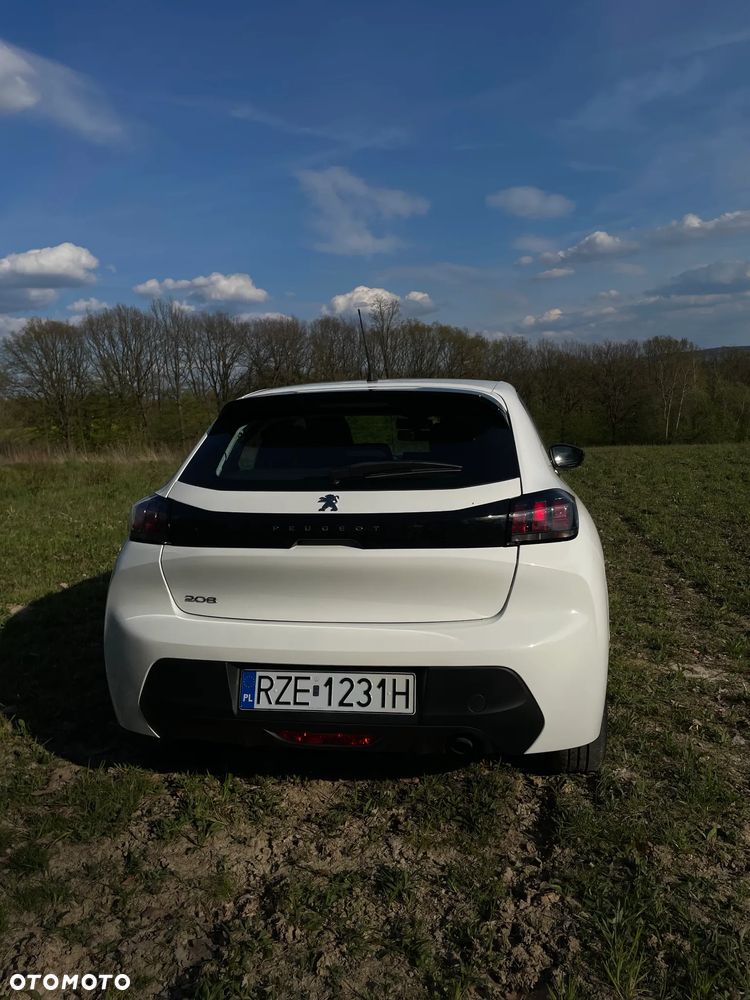Peugeot 208 - 3