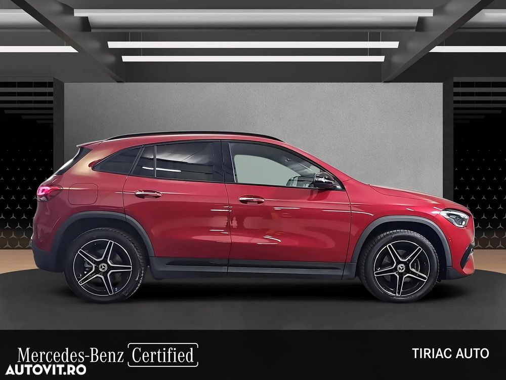 Mercedes-Benz GLA - 8