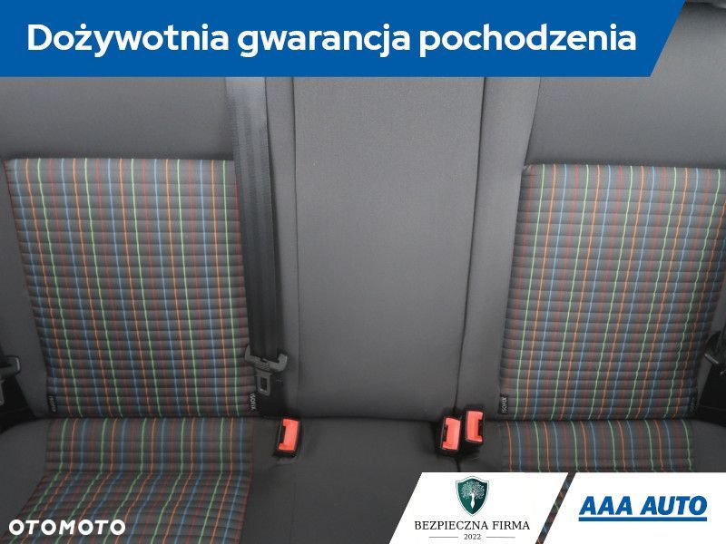 Volkswagen Polo - 12