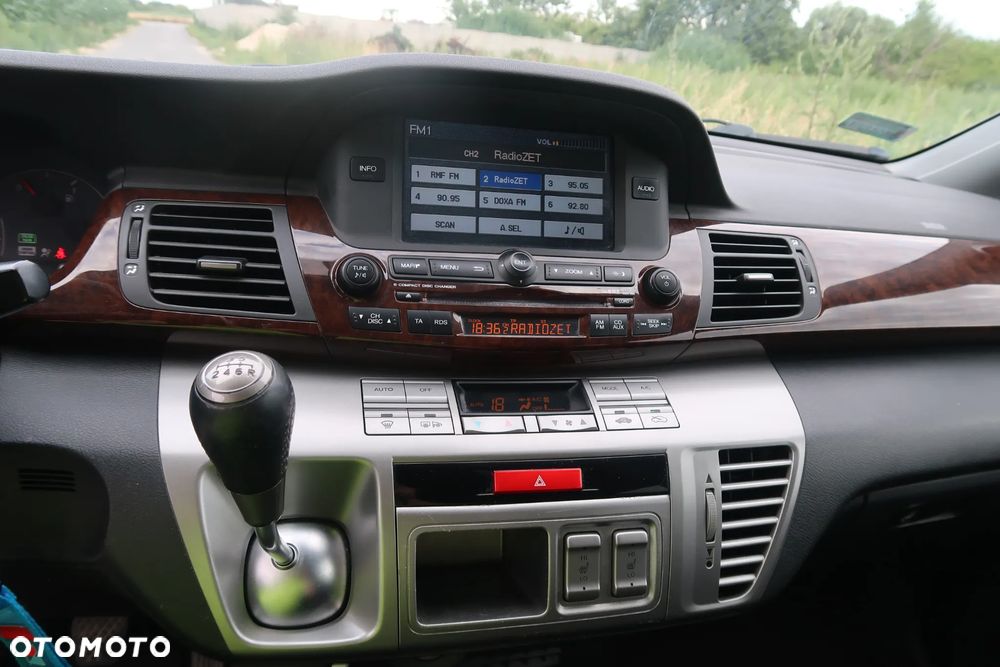 Honda FR-V 2.0 Comfort - 16