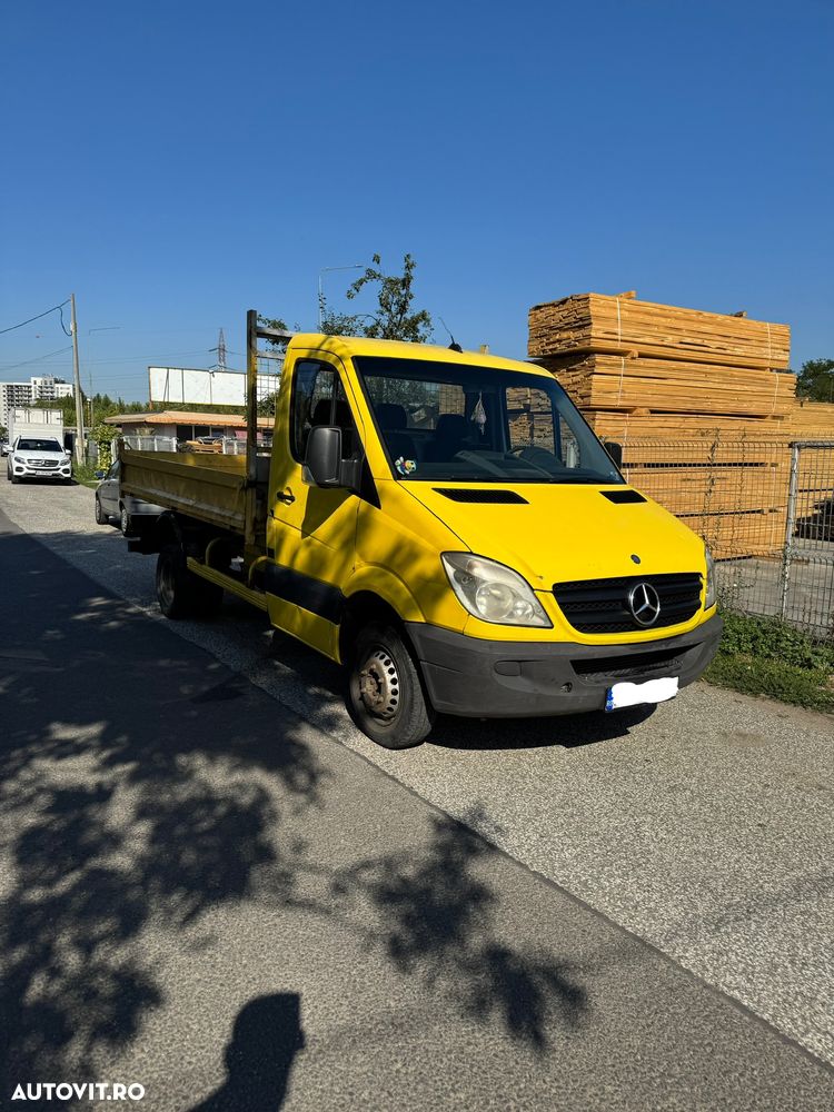 Mercedes-Benz Sprinter - 2