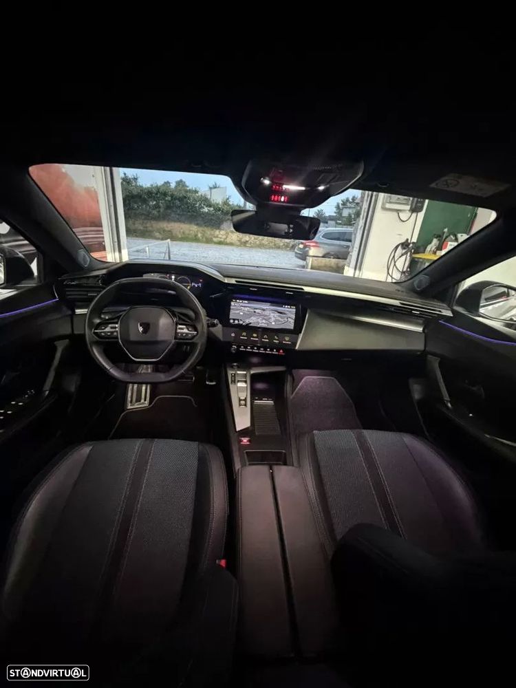 Peugeot e-308 58 kWh Allure - 8