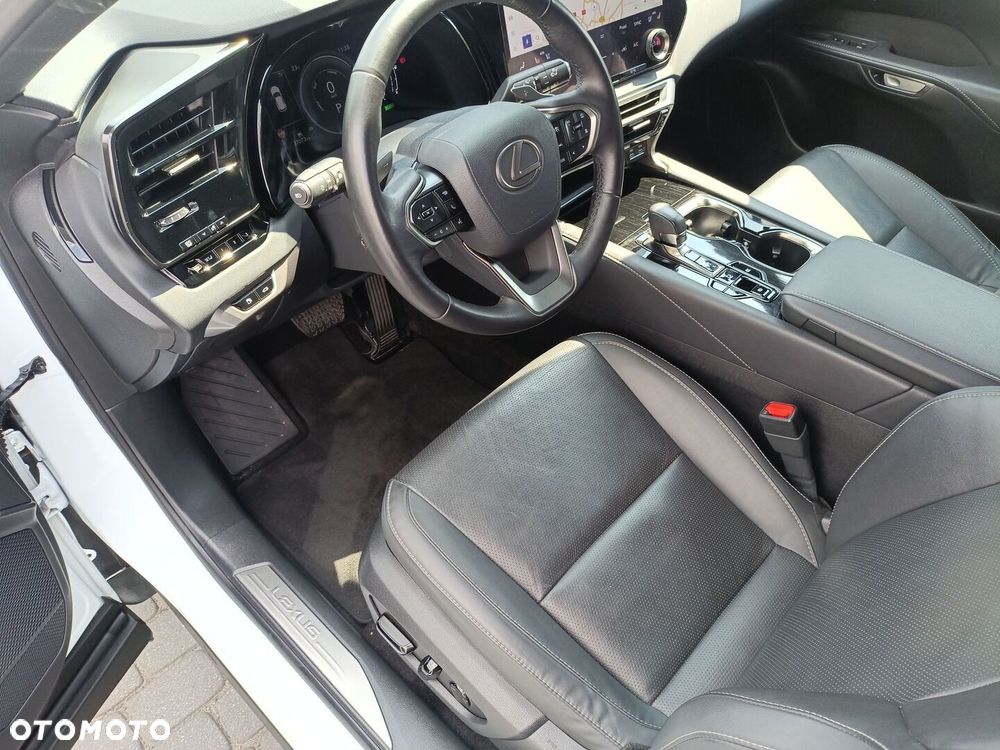 Lexus RX - 22