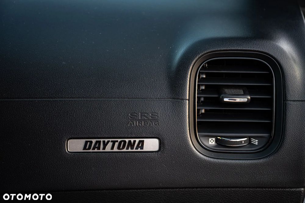 Dodge Charger 5.7 R/T Daytona - 39