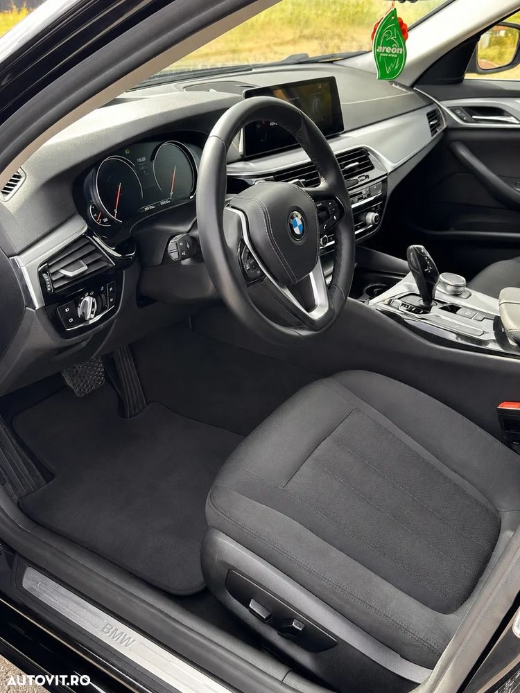 BMW Seria 5 520d xDrive Aut. - 8