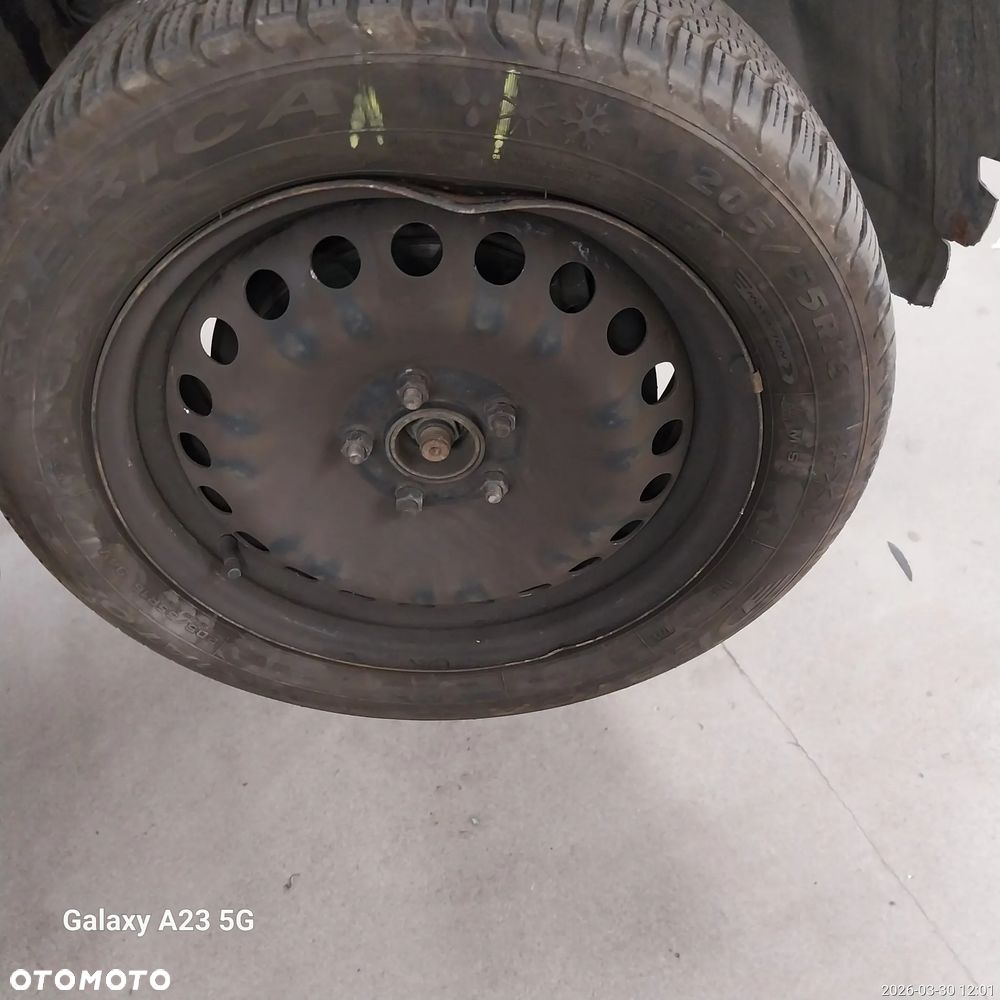 Ford Focus 1.6 Trend PowerShift - 19