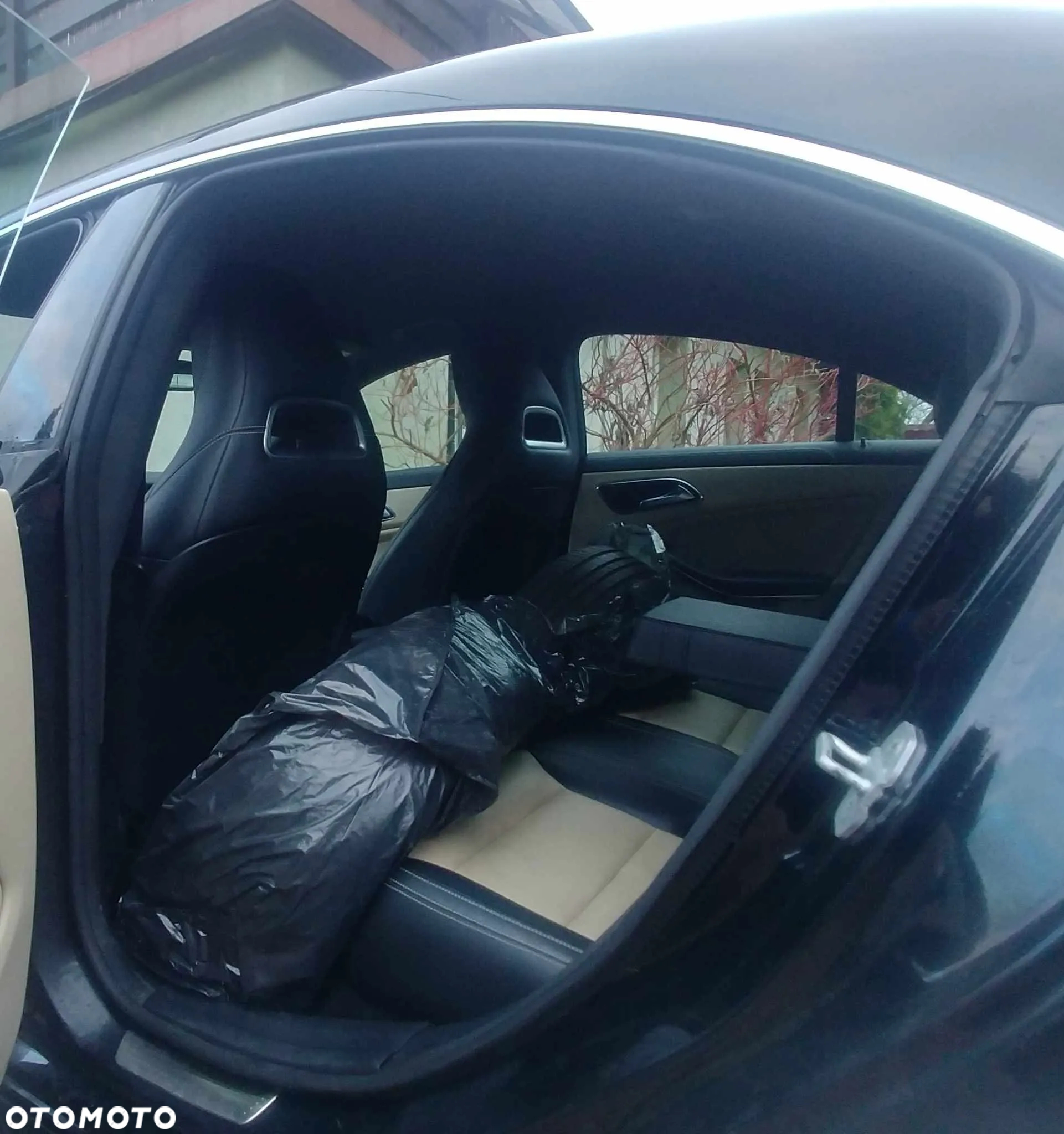 Mercedes-Benz CLA 180 d AMG Line - 11