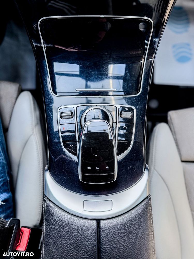 Mercedes-Benz C - 20