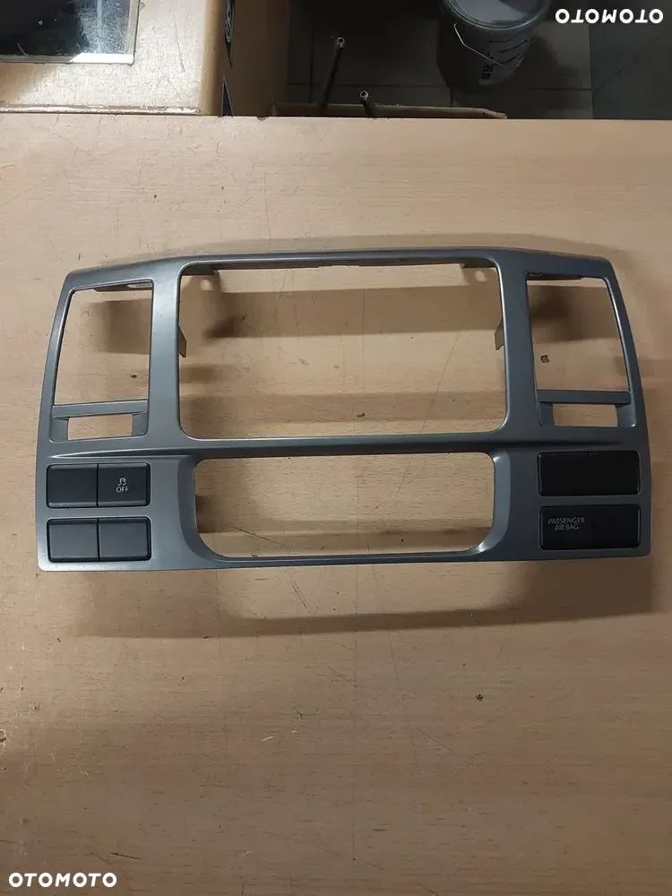 Ramka radia vw multiwan vw t5 - 1