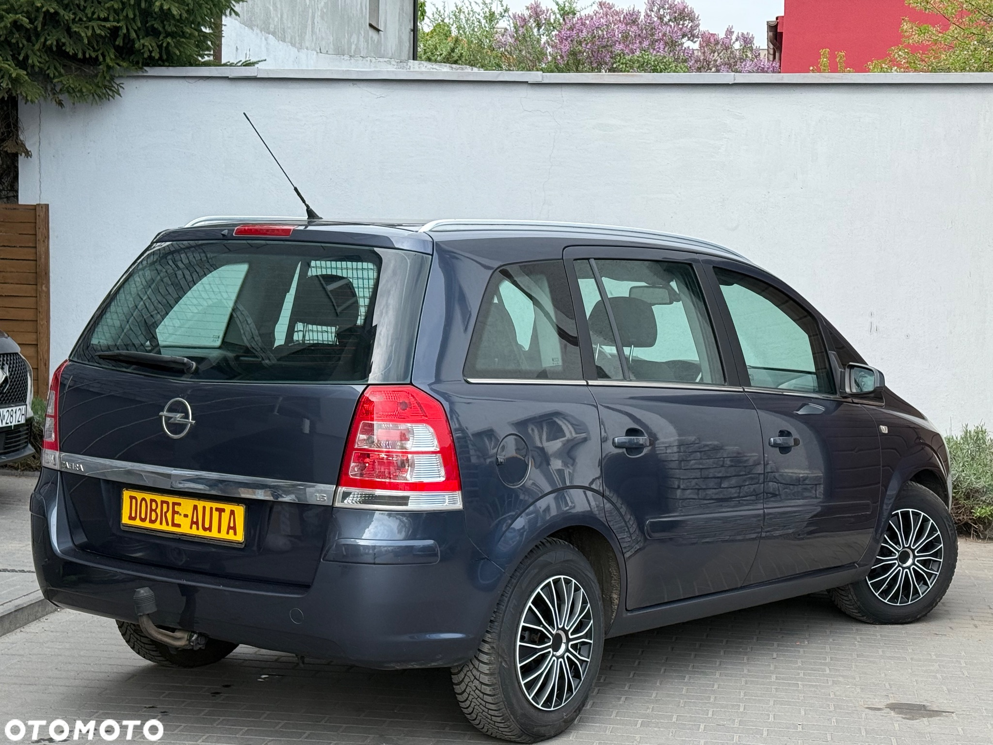 Opel Zafira 1.6 Cosmo - 31