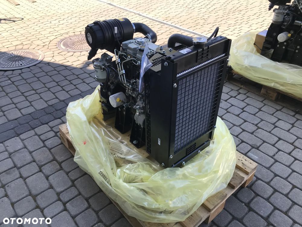 SILNIK Perkins 403D-11 403D 11 16000netto - 7