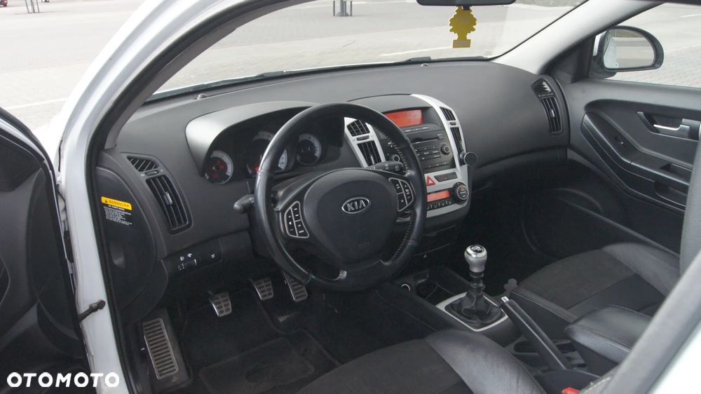 Kia Ceed 1.6 Crdi Comfort + - 13