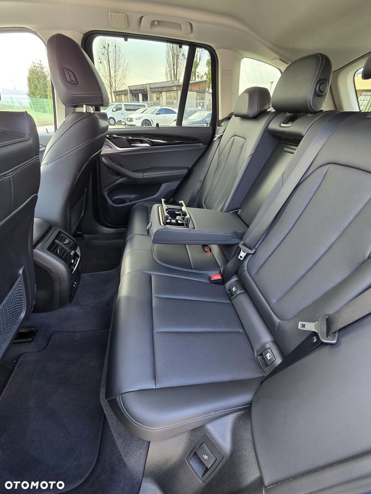 BMW X3 xDrive20d Business Edition - 15