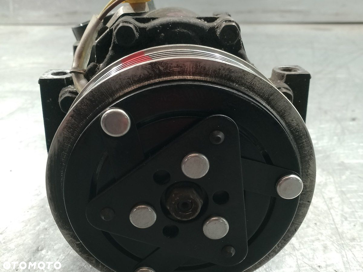 POMPA, SPRĘŻARKA KLIMATYZACJI PEUGEOT 407 9656572680    SD7C16   R134A 1.6 - 6